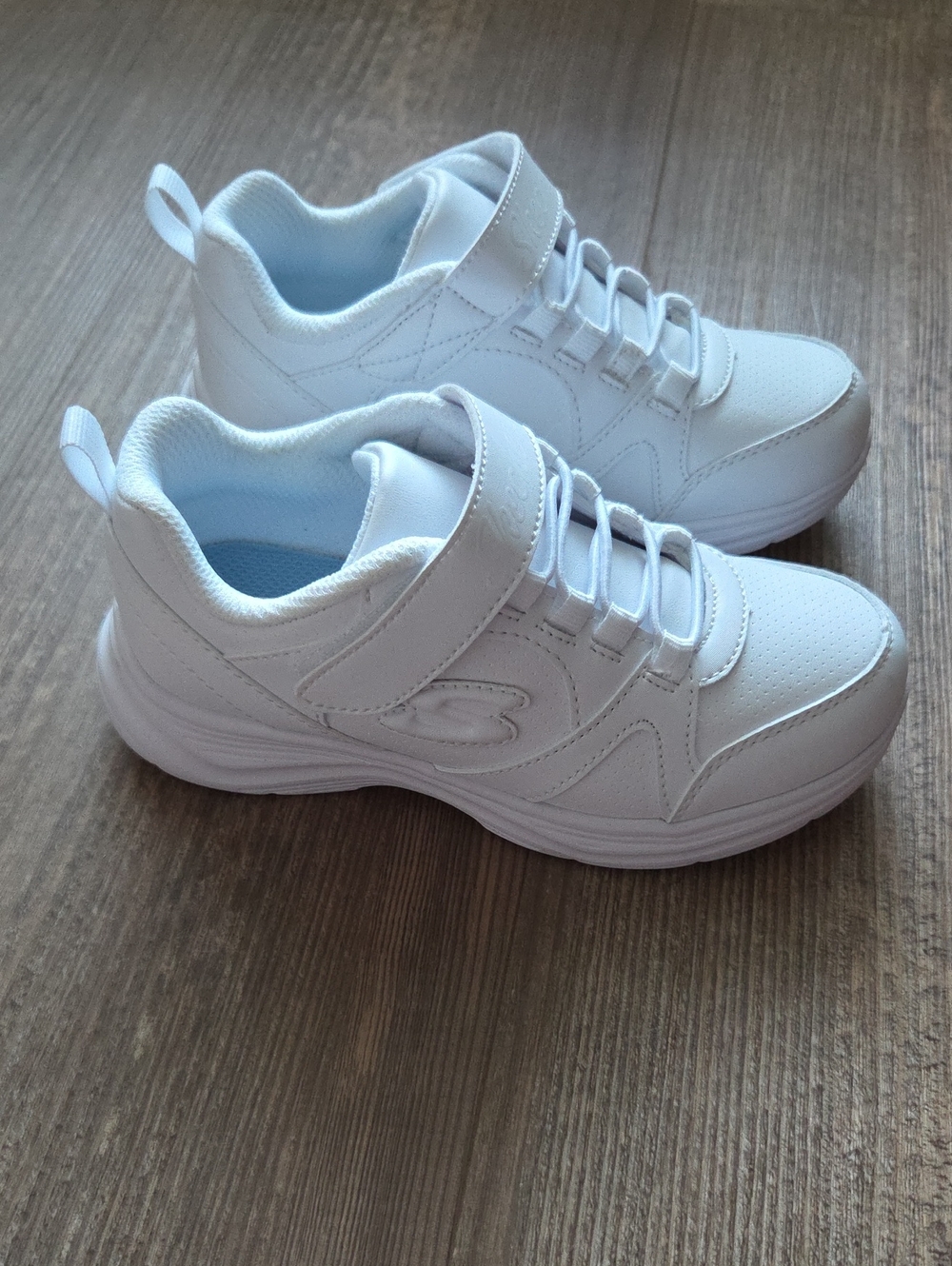 Girls Sketchers Athletic Sneakers - Breathable Lightweight Comfort